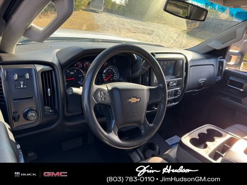 Used 2019 Chevrolet Silverado 2500 W/T w/ WT Convenience Package image 4