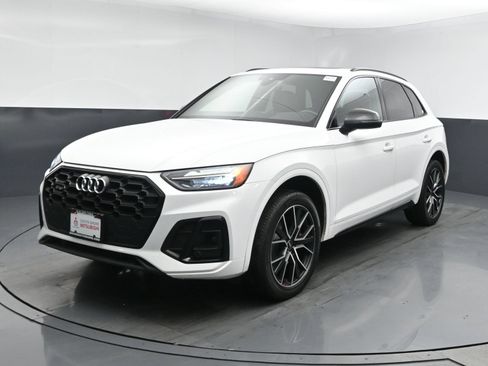 Used 2023 Audi SQ5 Premium Plus w/ Premium Plus Package AWD/4WD image 18