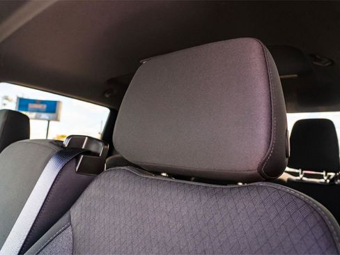 Used 2022 Chevrolet Silverado 1500 Custom RWD image 10