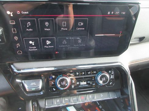 New 2026 GMC Sierra 2500 AT4 AWD/4WD image 19