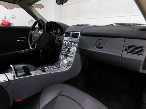Used 2005 Chrysler Crossfire Limited RWD image 98