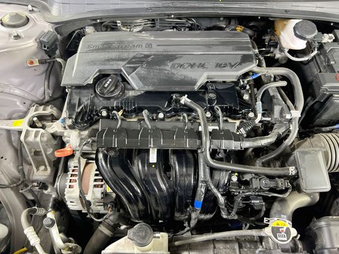 Used 2023 Hyundai Elantra SEL w/ Convenience Package FWD image 29