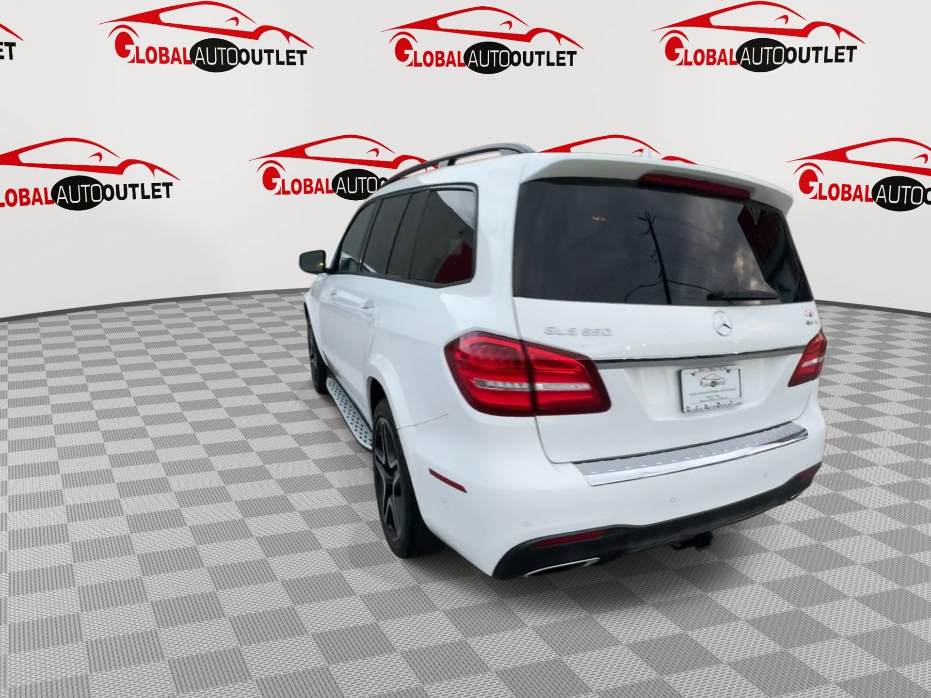 Used 2018 Mercedes-Benz GLS 550 4MATIC w/ Driver Assistance Package image 6