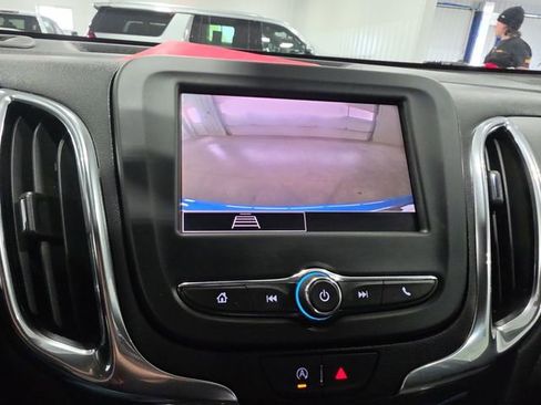 Used 2024 Chevrolet Equinox LT AWD/4WD image 14
