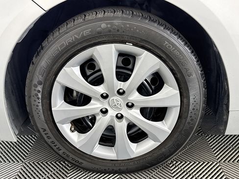 Used 2023 Toyota Corolla LE image 52