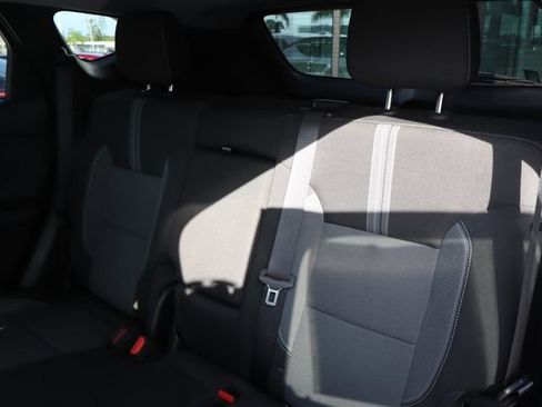 Used 2025 Chevrolet Blazer LT AWD/4WD image 14