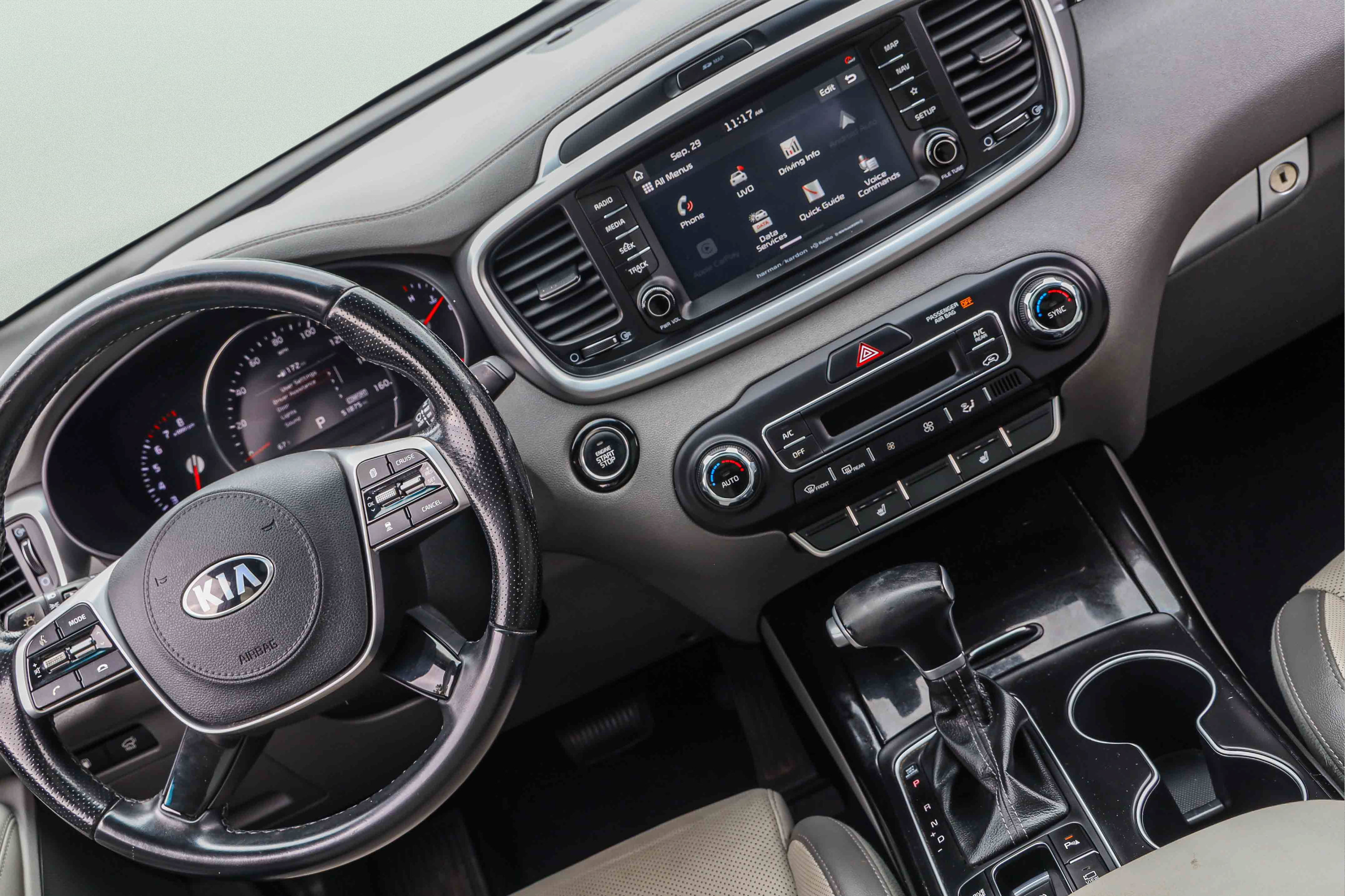 Used 2020 Kia Sorento SX AWD/4WD image 19