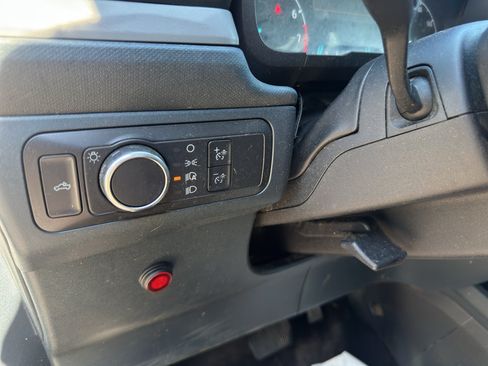 Used 2022 Ford Maverick XL FWD image 19