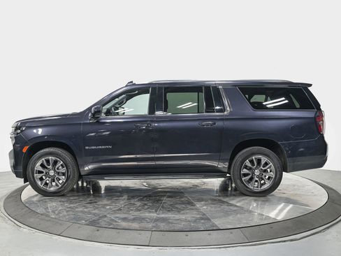 Used 2023 Chevrolet Suburban LS image 2
