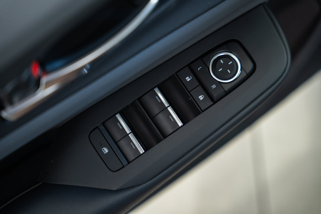 New 2027 Toyota Prius XLE AWD/4WD image 39