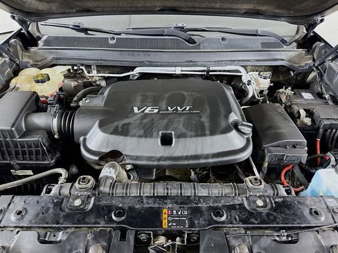 Used 2018 Chevrolet Colorado Z71 w/ Z71 Midnight Edition image 31