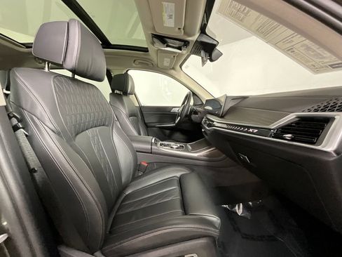 Used 2026 BMW X7 xDrive40i AWD/4WD image 19