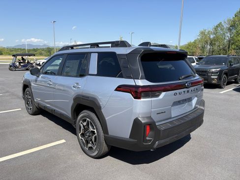 New 2026 Subaru Outback Touring AWD/4WD image 6