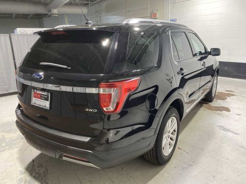 Used 2019 Ford Explorer XLT w/ Equipment Group 201A AWD/4WD image 26