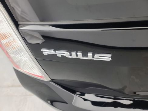 Used 2013 Toyota Prius Four image 11