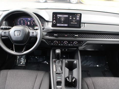 Certified 2026 Honda Accord SE image 15