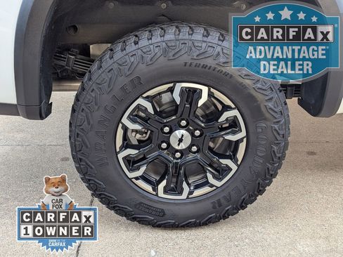 Certified 2025 Chevrolet Silverado 1500 ZR2 AWD/4WD image 4