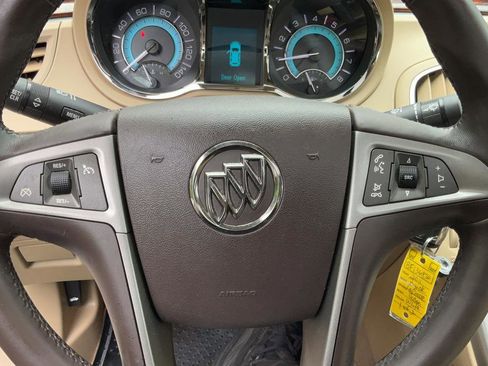 Used 2011 Buick LaCrosse CXL FWD image 17