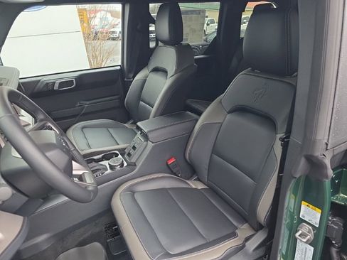 New 2025 Ford Bronco Outer Banks image 12