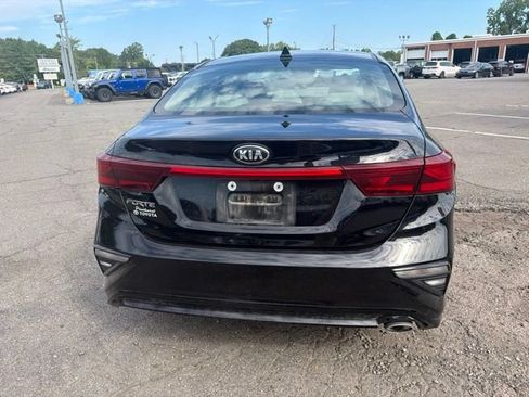 Used 2021 Kia Forte LXS FWD image 4