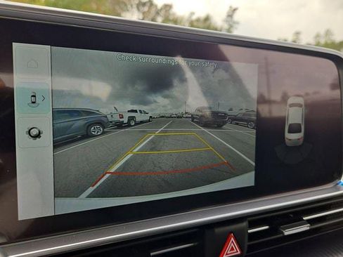 New 2025 Hyundai Ioniq 6 SE image 14