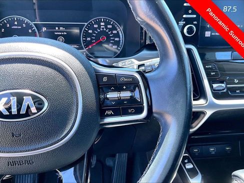 Used 2021 Kia Sorento S w/ Panoramic Sunroof Package FWD image 15