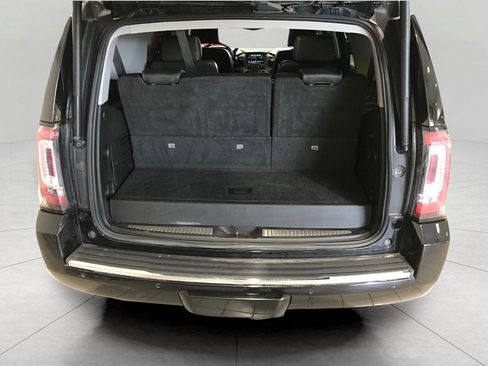 Used 2018 GMC Yukon Denali image 14