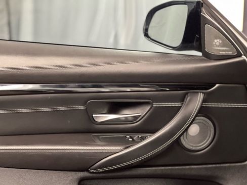 Used 2017 BMW M4 Coupe w/ Executive Package image 32