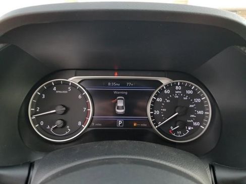 New 2025 Nissan Sentra SR w/ SR Premium Package image 17