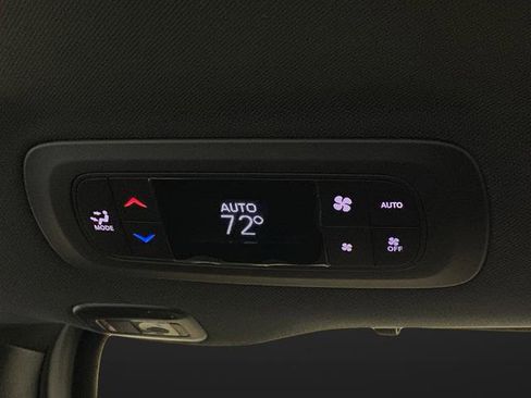 New 2026 Chrysler Pacifica Limited w/ S Appearance Package AWD/4WD image 36