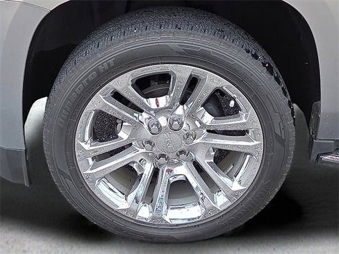 Used 2019 GMC Yukon SLT w/ Premium Edition image 9