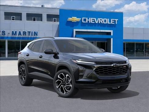 New 2026 Chevrolet Trax RS w/ Driver Confidence Package FWD image 7