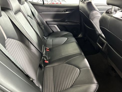Used 2023 Toyota Camry SE image 24