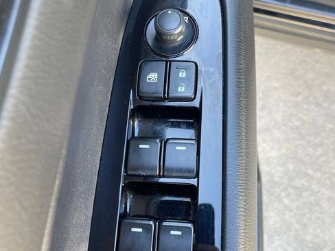 Used 2025 MAZDA CX-5 AWD 2.5 S w/ Select Package image 15