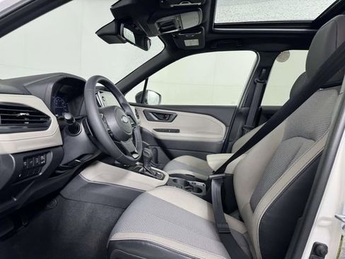 Certified 2025 Subaru Forester Premium AWD/4WD image 4
