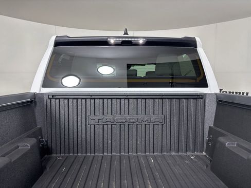 Used 2026 Toyota Tacoma SR5 AWD/4WD image 23
