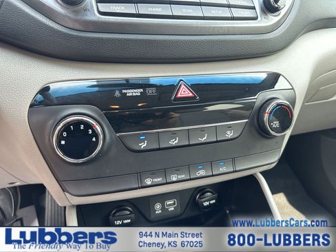 Used 2018 Hyundai Tucson SE AWD/4WD image 17
