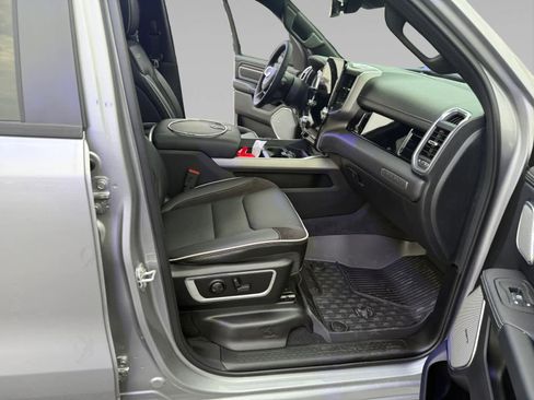 New 2026 RAM 1500 Laramie AWD/4WD image 15