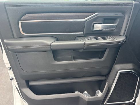 New 2026 RAM 2500 Laramie AWD/4WD image 14