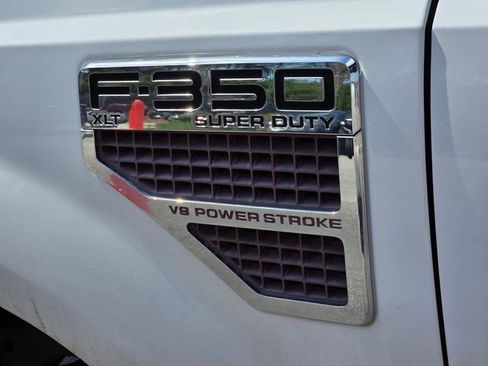 Used 2009 Ford F350 4x4 SuperCab DRW Super Duty image 5
