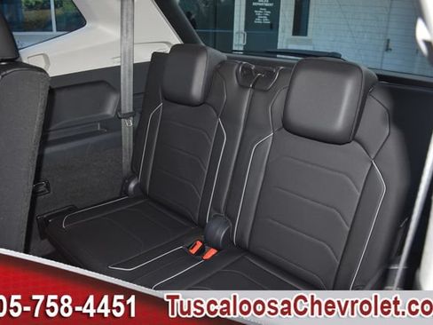 Used 2019 Volkswagen Tiguan SEL Premium AWD/4WD image 28