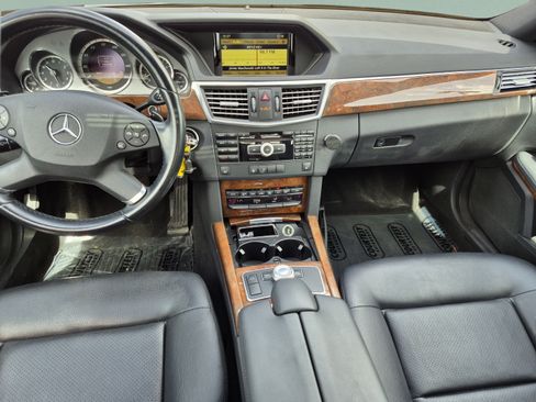 Used 2012 Mercedes-Benz E 350 4MATIC Sedan image 14
