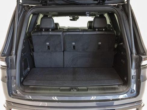 New 2026 Jeep Grand Wagoneer Limited AWD/4WD image 34