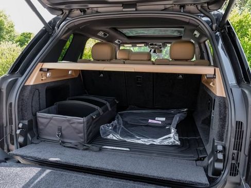New 2026 Land Rover Range Rover SE AWD/4WD image 60