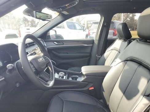 New 2026 Jeep Grand Cherokee Limited AWD/4WD image 16