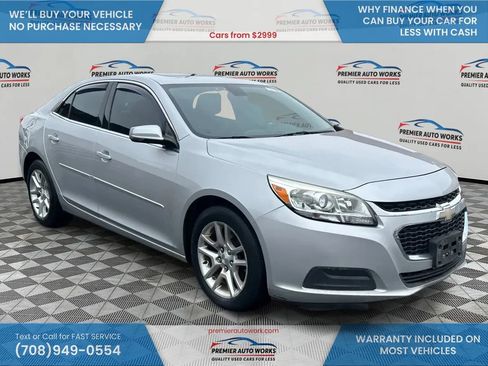 Used 2015 Chevrolet Malibu LT w/ Power Convenience Package image 3
