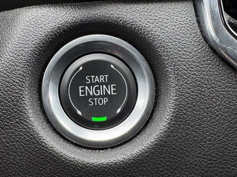 Used 2024 Chevrolet Colorado Trail Boss w/ Advanced Trailering Package AWD/4WD image 11