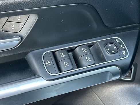 Certified 2023 Mercedes-Benz EQB 300 4MATIC image 13