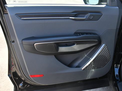 Used 2024 Kia EV9 Light Long Range RWD image 14