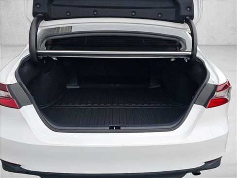 Used 2023 Toyota Camry LE image 13